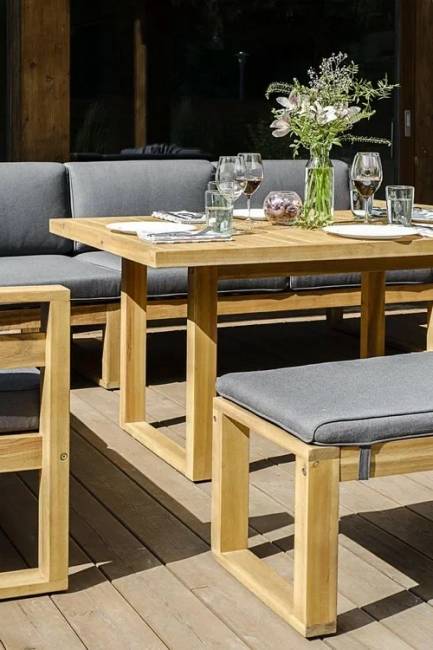 Лаунж зона BOOKA с обеденным столом