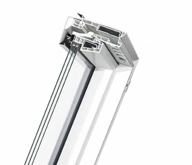 Пластиковое мансардное окно PTP-V U5 с двухкамерным морозостойким стеклопакетом Пластиковое мансардное окно PTP-V U5 с двухкамерным морозостойким стеклопакетом