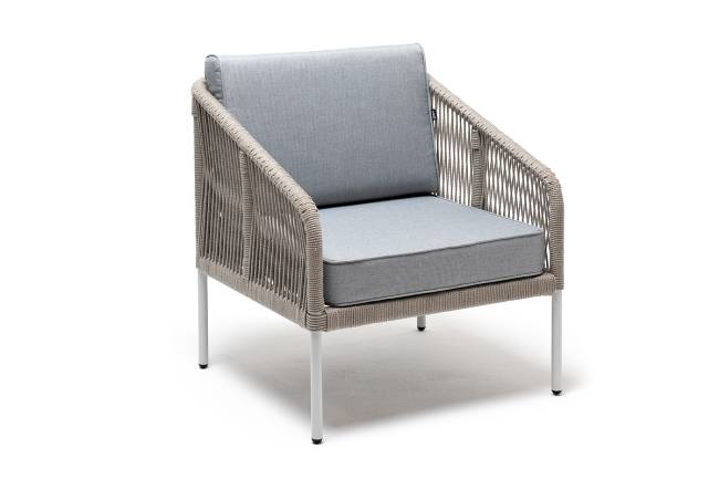 "Канны" кресло плетеное из роупа, каркас алюминий светло-серый (RAL7035) муар, роуп серый меланж круглый, ткань светло-серая "Канны" кресло плетеное из роупа, каркас алюминий светло-серый (RAL7035) муар, роуп серый меланж круглый, ткань светло-серая