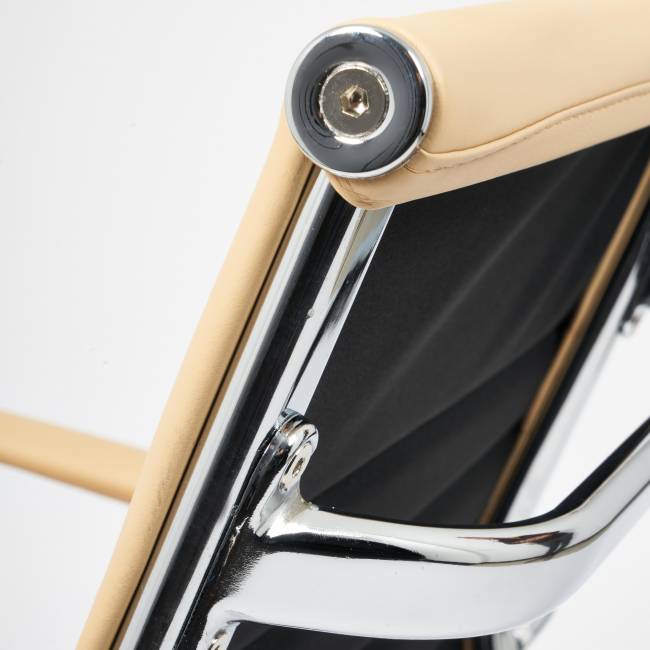 Кресло URBAN-LOW кож/зам, бежевый, 36-34 бежевый кож/зам