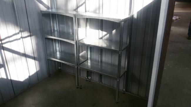 Комплект полок для металлического сарая Комплект полок для металлического сарая