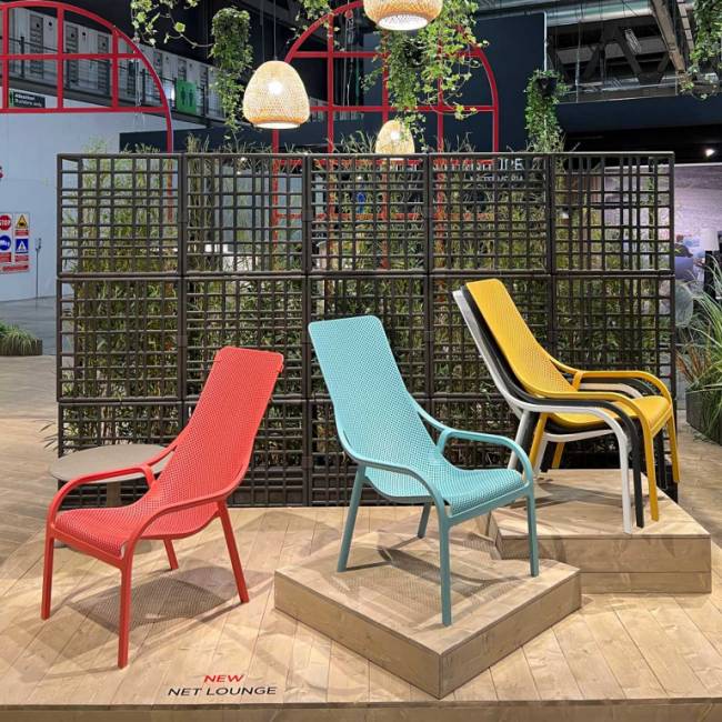 Лаунж-кресло пластиковое Net Lounge тортора 615х900х990 мм Лаунж-кресло пластиковое Net Lounge тортора 615х900х990 мм