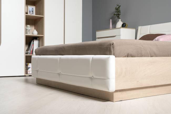 Кровать Муссон с подъёмным ортопедом и стол Бостон с зеркалом цвет белый/дуб эндгрейн элегантный/кожзам белый