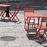 Стол пластиковый складной Helen Folding Table 60 марсала 600х600х740 мм